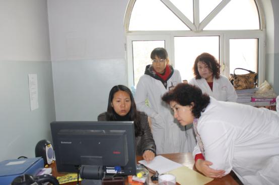 嗯营养餐手抄报_关于营养餐的手抄报简单又漂亮_营养餐食手抄报