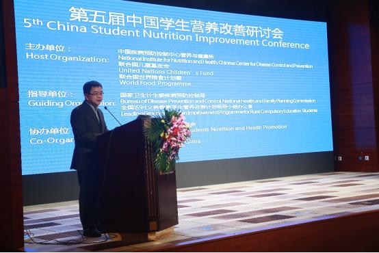 营养餐食手抄报_关于营养餐的手抄报简单又漂亮_嗯营养餐手抄报