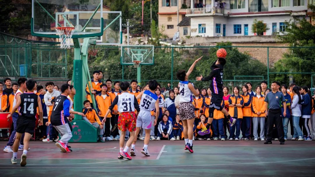 篮球高中联赛冠军_宜山高级中学篮球冠军_全国篮球第一高中生