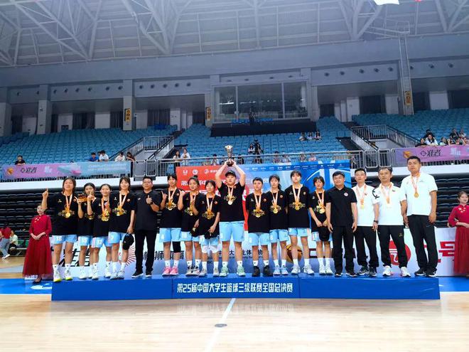 湖南长沙篮球学校_长沙大学篮球冠军_长沙篮球厉害的人