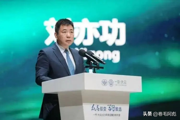 最佳的游泳冠军奖金多少_游泳冠军奖金多少_游泳冠军奖牌