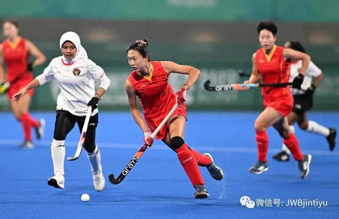 中国蹦床女运动员_中国女子蹦床冠军视频_中国女子蹦床队员名单