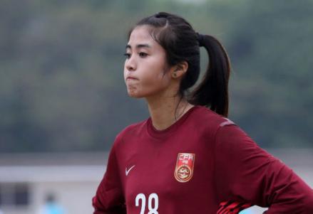 女子蹦床中国队_中国蹦床女运动员_中国女子蹦床冠军视频