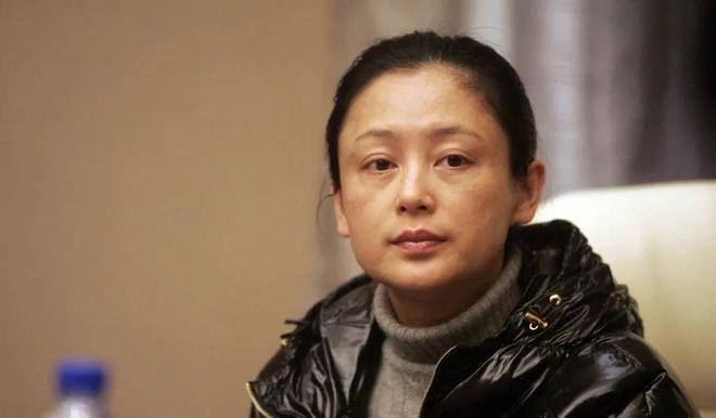 健身女星_65岁女明星健身_健身明星女神