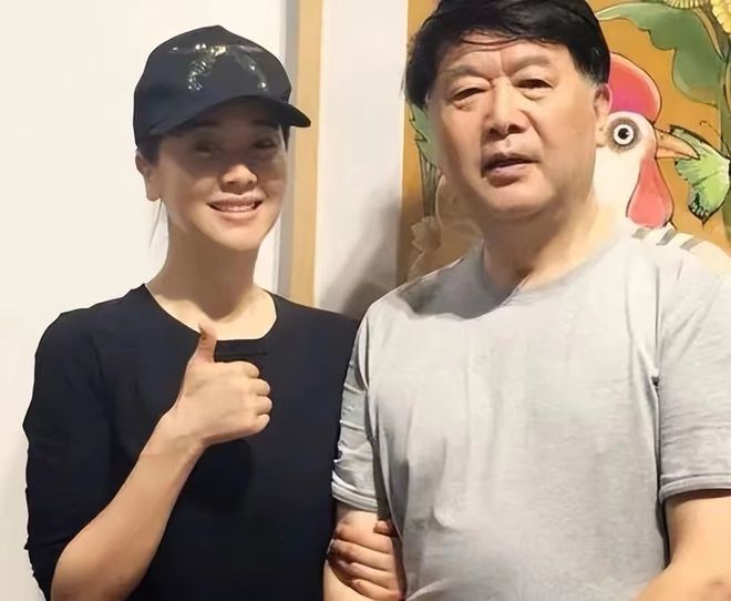 65岁女明星健身_健身女星_健身明星女神